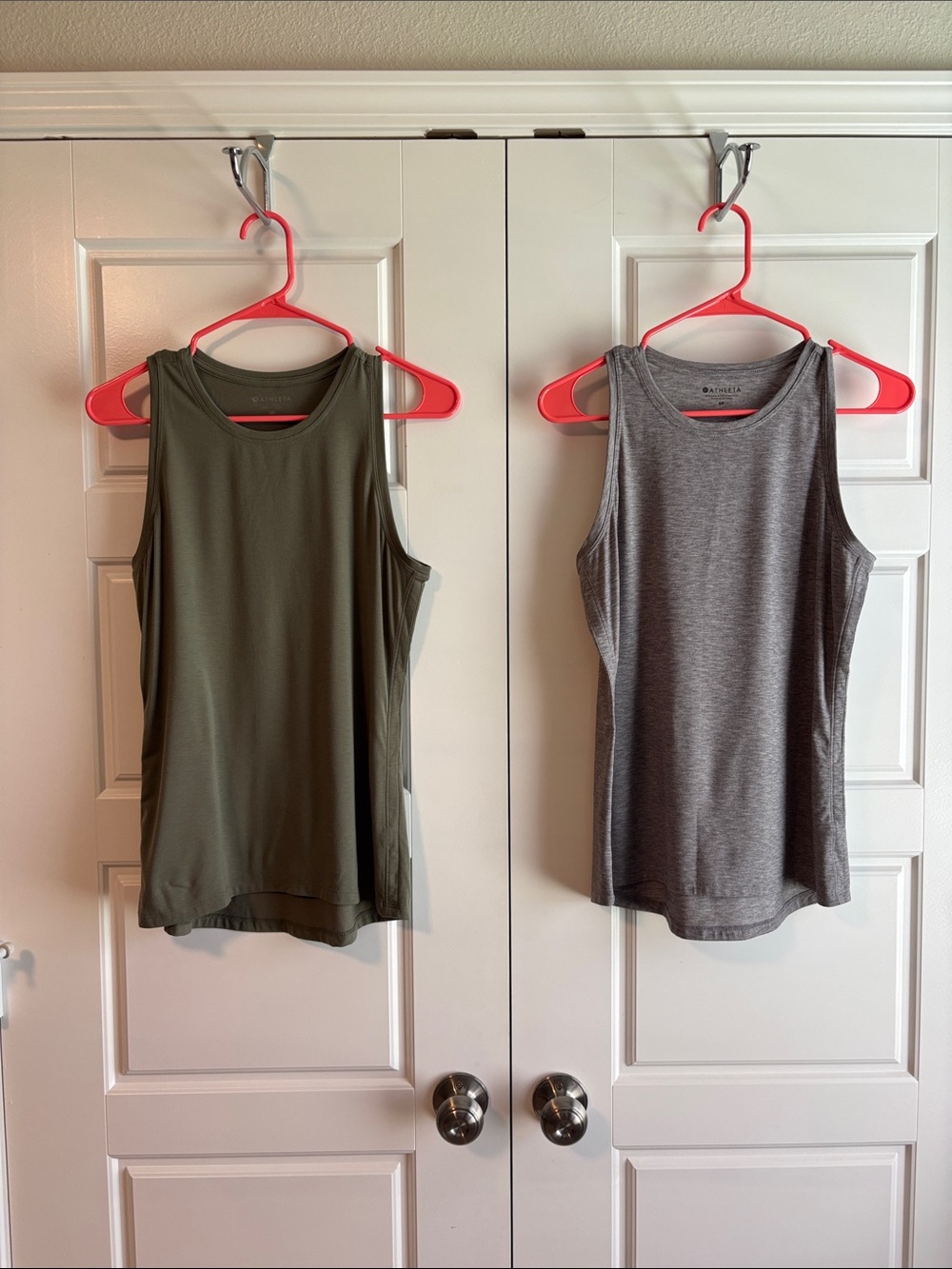 Athleta Olive & Gray Performance Tank Tops - Sleeveless Active Layers